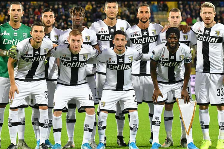 Una formazione del Parma di questa stagione - Serie A, menu ad hoc per il caldo Il Parma segue la regola delle 4 R Una formazione del Parma di questa stagione - Serie A, menu ad hoc per il caldo Il Parma segue la regola delle 4 R
