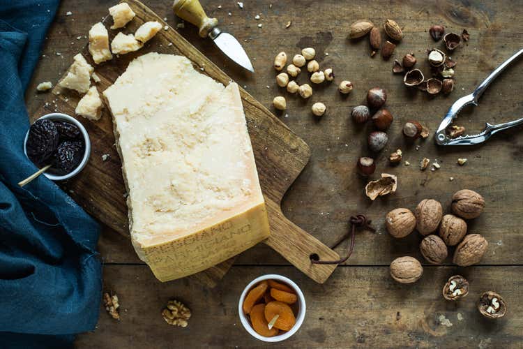 (Oltre 15mila italiani hanno celebrato la Parmigiano Reggiano Night)