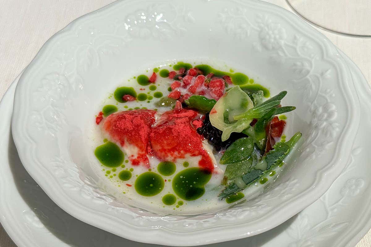 Lo chef che in Franciacorta firma un menu capace di raccontare l'Italia contemporanea Lo chef che in Franciacorta firma un menu capace di raccontare l'Italia contemporanea