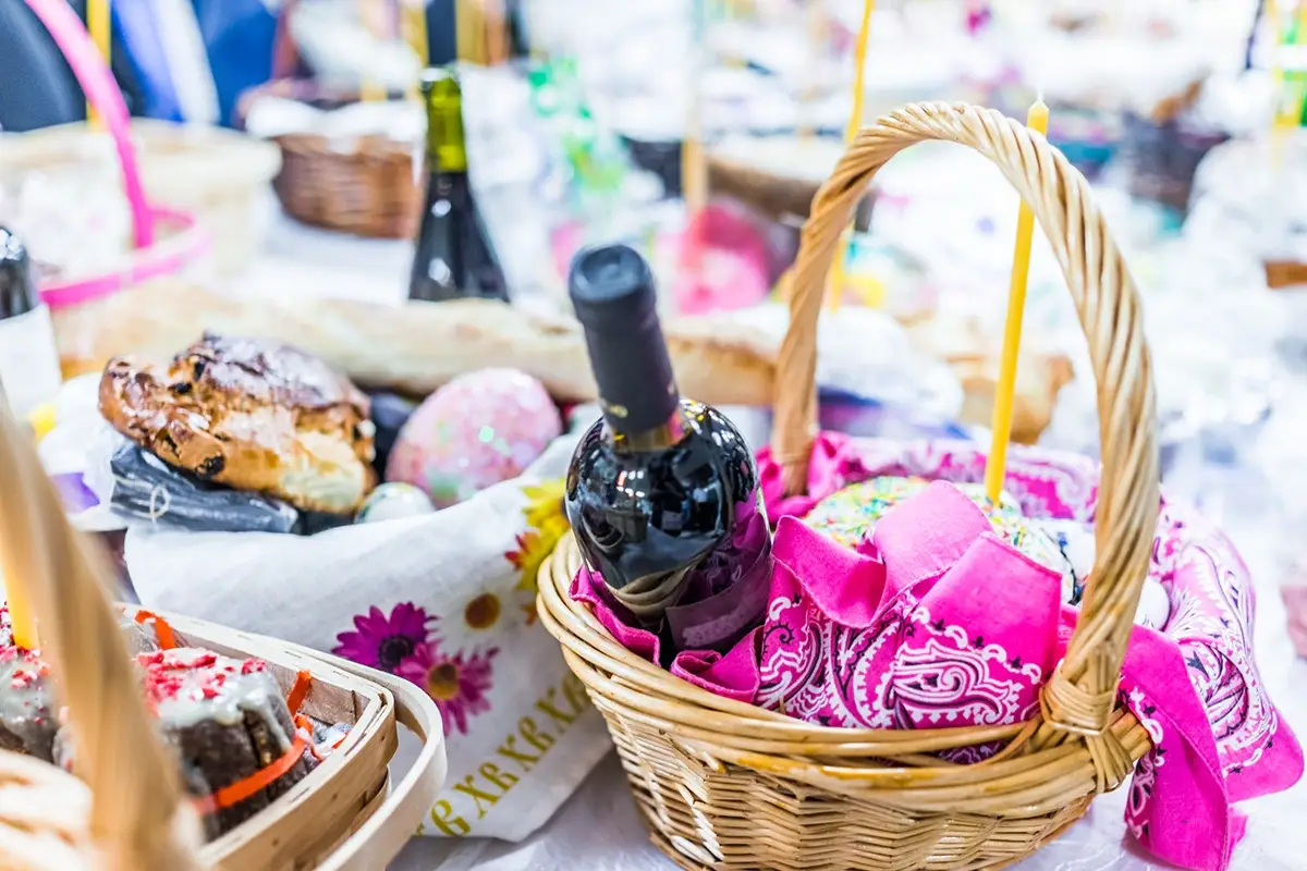 Che vini portare in tavola a Pasqua? Ventidue grandi vini d&rsquo;Italia per una Pasqua di &ldquo;rinascita&rdquo;