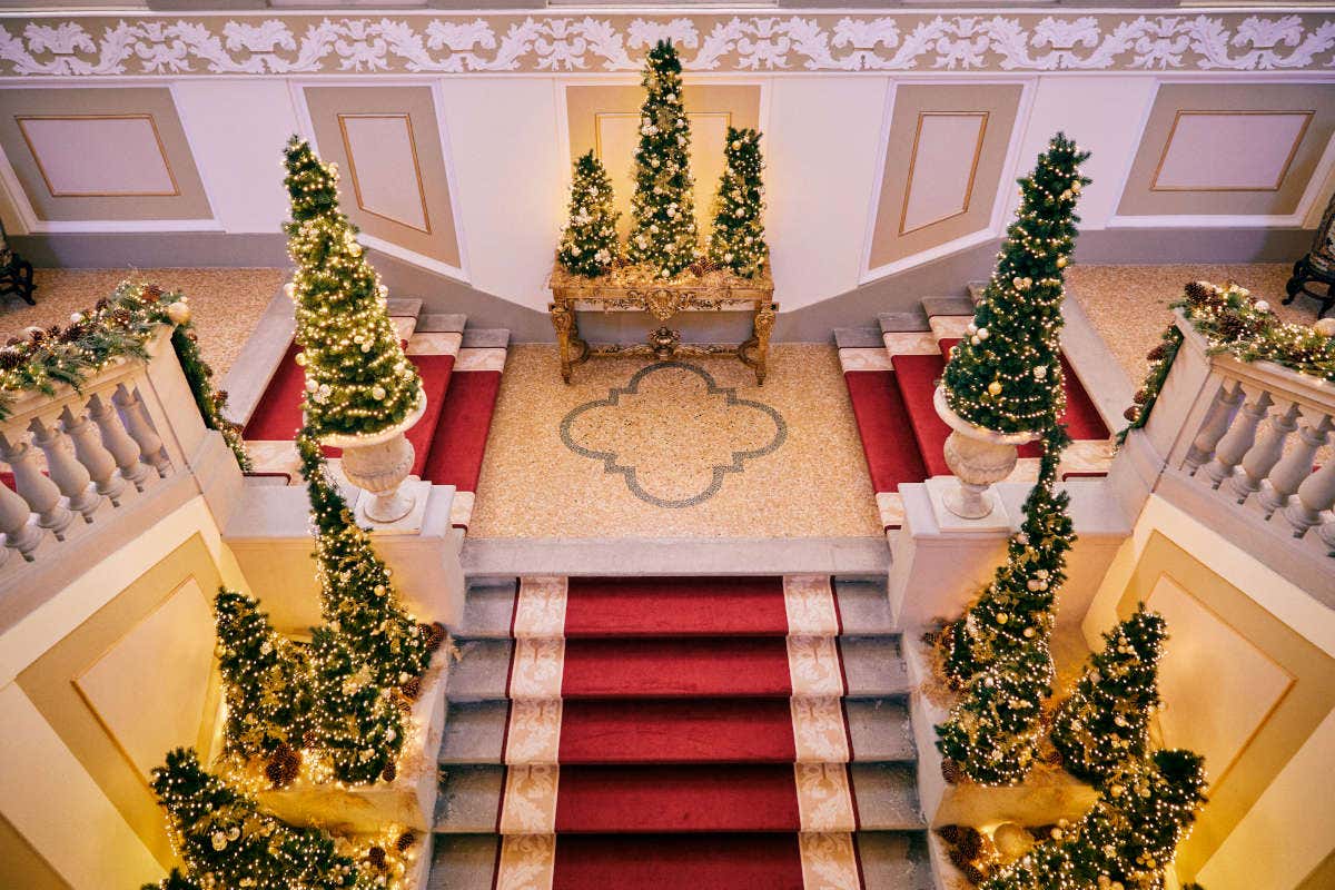 I migliori allestimenti natalizi 2024 degli hotel: Tivoli Palazzo Gaddi I migliori allestimenti natalizi 2024 degli hotel: Tivoli Palazzo Gaddi