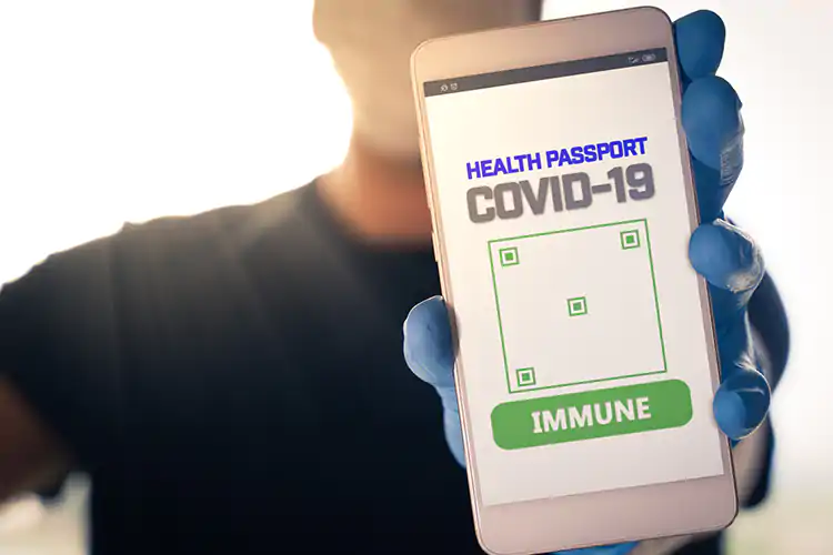 Sar&agrave; una app sul cellulare, sul modello di quello europeo Passaporto vaccinale: la Casa Bianca guarda al modello europeo
