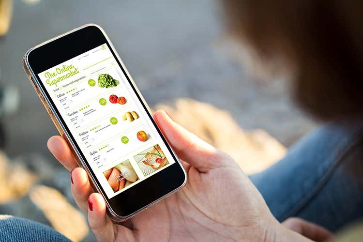 Cibo e bevande sono gli articoli più ricercati (La passione per la cucina corre online Le ricerche crescono fino all’80,5%) Cibo e bevande sono gli articoli più ricercati (La passione per la cucina corre online Le ricerche crescono fino all’80,5%)