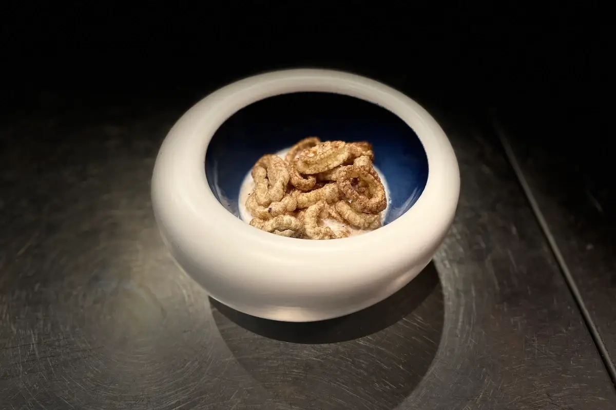 La pasta soffiata alla cannella in latte di cocco e mandorle del cuoco Valerio Braschi Pasta, nel mondo la pi&ugrave; richiesta &egrave; quella italiana