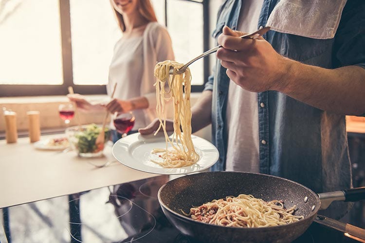 Cresce il consumo di pasta nel 2020 - Pasta, boom di consumi con il covidIn sei mesi vendite su del 23%