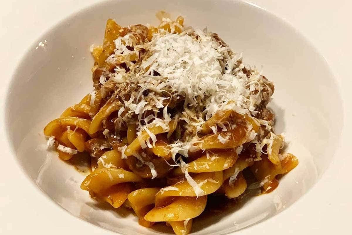La pasta Pelusiello utilizzata al Classico Trattoria & Cocktail La pasta da simbolo della Dieta Mediterranea a strumento di solidariet&agrave;