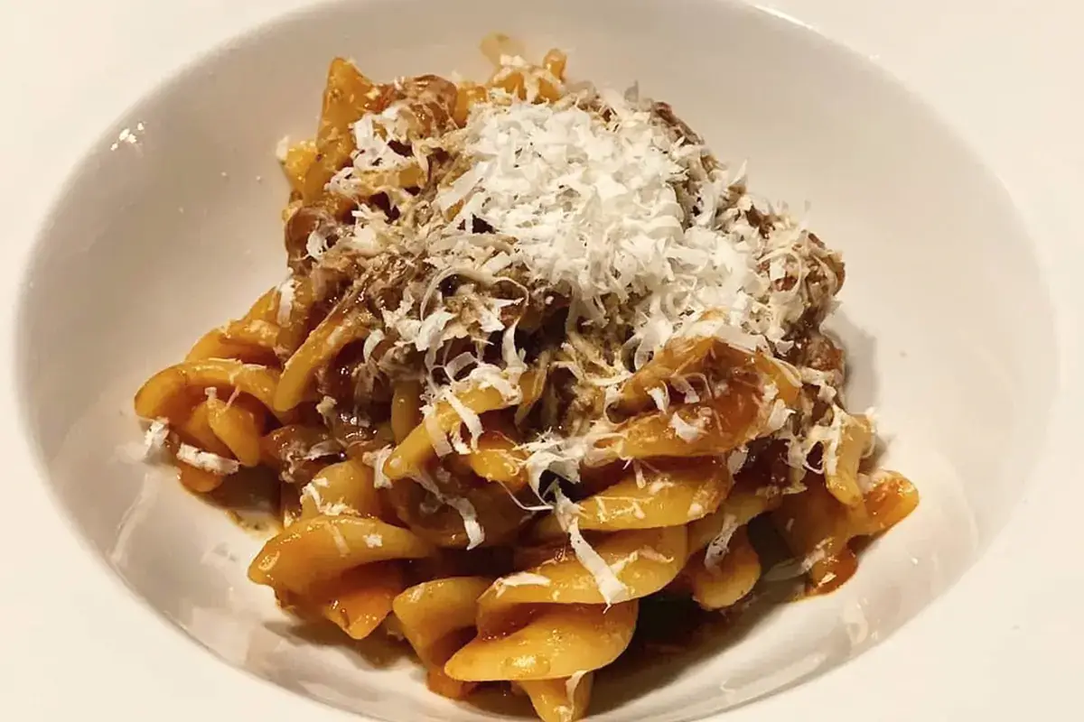 La pasta Pelusiello utilizzata al Classico Trattoria &amp; Cocktail La pasta da simbolo della Dieta Mediterranea a strumento di solidariet&agrave;