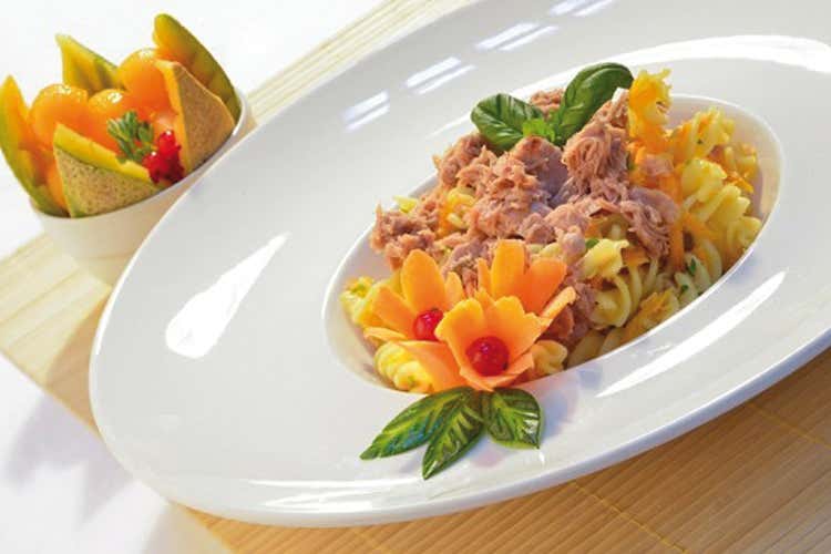 Le ricette per innalzare le difese Insalata di pasta, tonno e carote