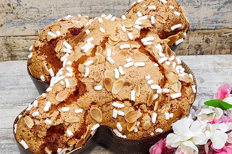 Colomba al gusto pastiera Colomba al gusto pastiera