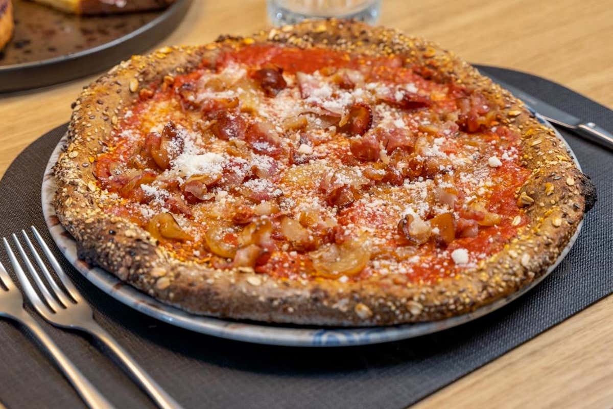 A Palermo la pizzeria di Daniele Vaccarella con 7 impasti e ingredienti siciliani