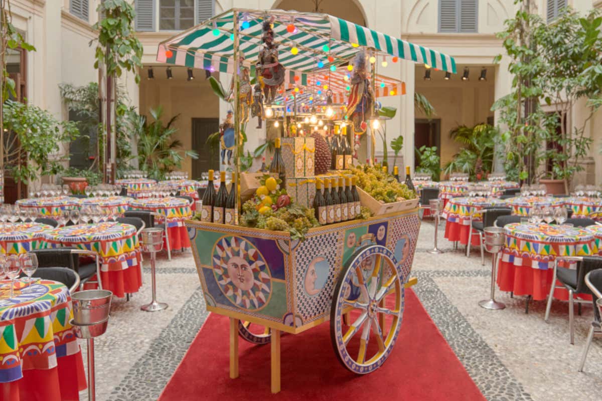 Il carretto speciale di vini Donnafugata realizzato per la campagna con Dolce&Gabbana