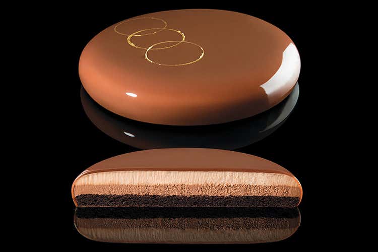 (Pavoni Italia, nuove collaborazioni e stampi dal design unico)