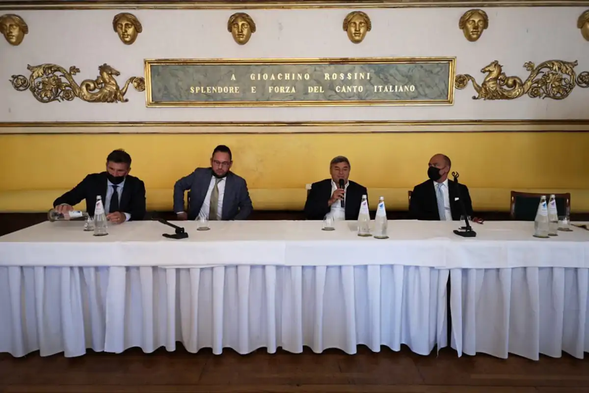Un momento delle celebrazioni istituzionali dell'anniversario Caff&egrave; Pedrocchi, 190 anni di storia fra espressi, cultura e stile