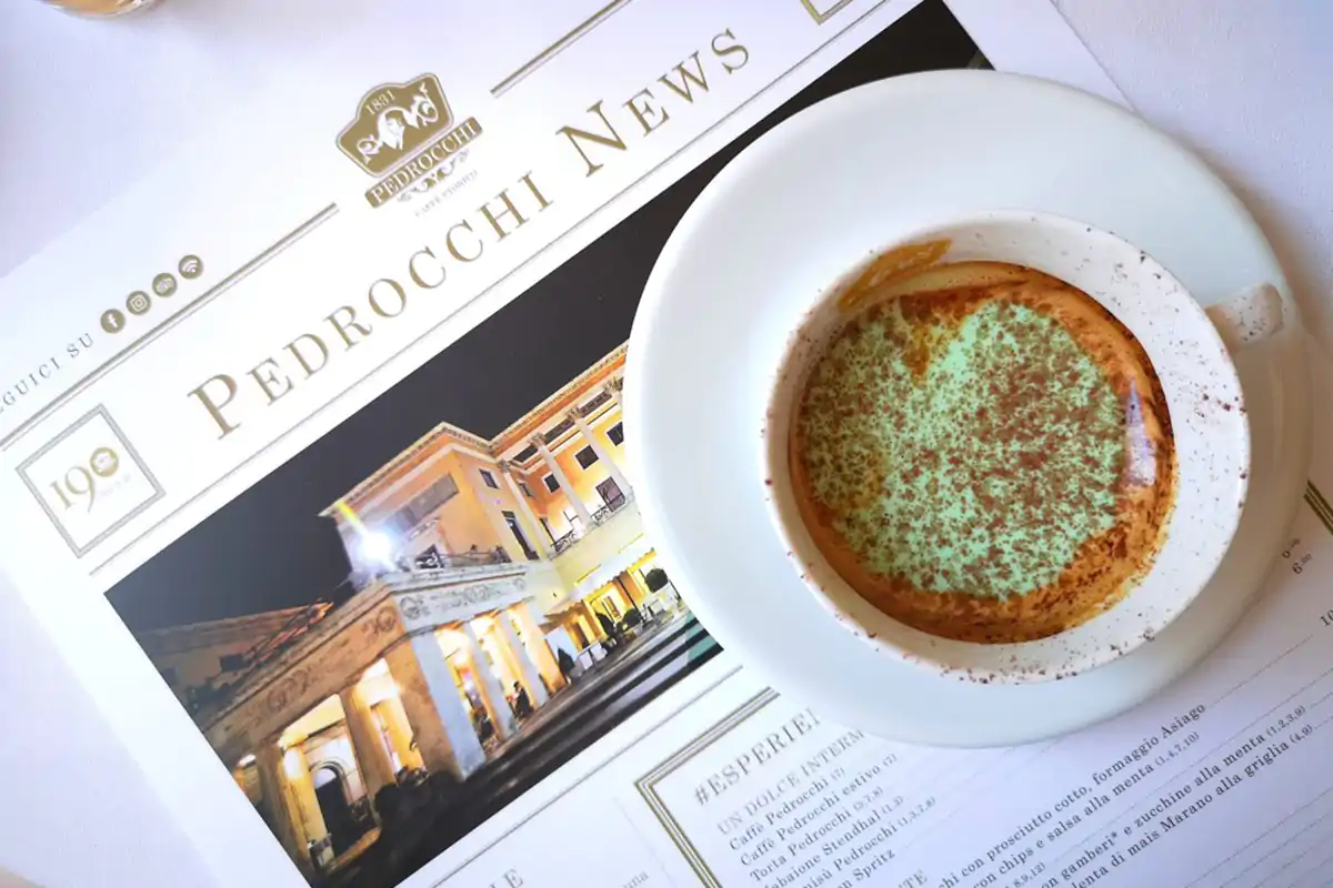 Il Caff&egrave; Pedrocchi ha festeggiato 190 anni di apertura il 9 giugno Caff&egrave; Pedrocchi, 190 anni di storia fra espressi, cultura e stile