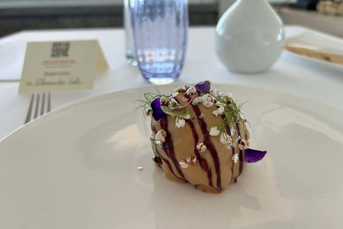 Pepe Nero, a Capodimonte nuova rotta con lo chef Salvo Cravero