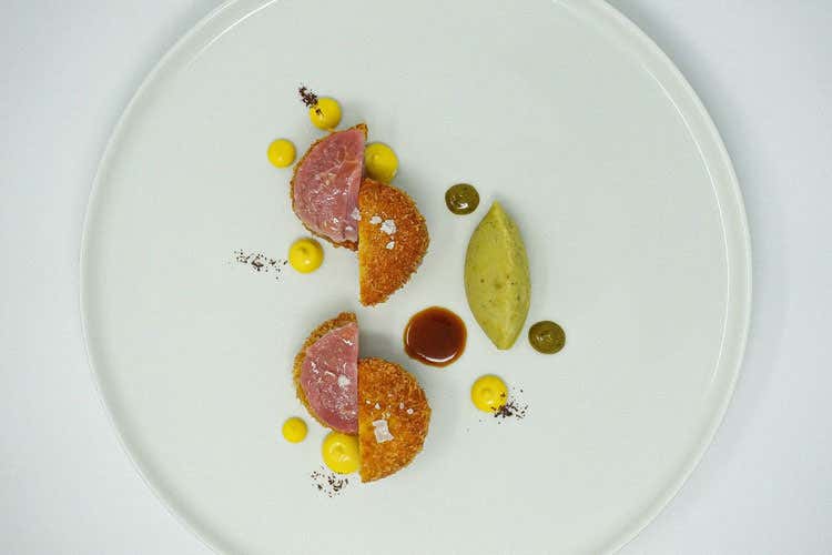 La Milanese cotta e cruda di Perbellini (Cruda e cotta, Perbellini mette il marchio alla cotoletta)