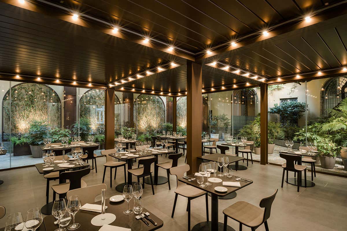 Pergola bioclimatica firmata Gibus Pergola bioclimatica formata Gibus Dehors in funzione tutto l’anno: le mille soluzioni per il comfort outdoor