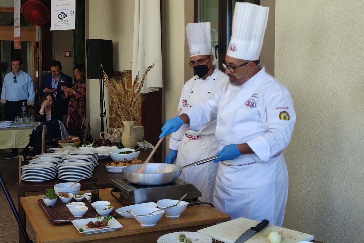 Un'immagine della prima edizione di Perpetuo Wine Fest, in Sicilia Vino Perpetuo e “pesce povero”: così la Sicilia rilancia i suoi tesori