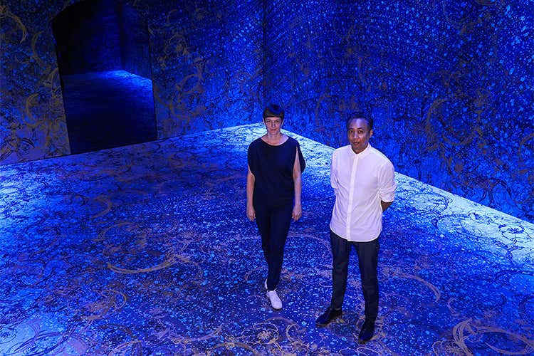 (Perrier-Jouët illumina Milano con l’opera immersiva di Luftwerk) (Perrier-Jouët illumina Milano con l’opera immersiva di Luftwerk)