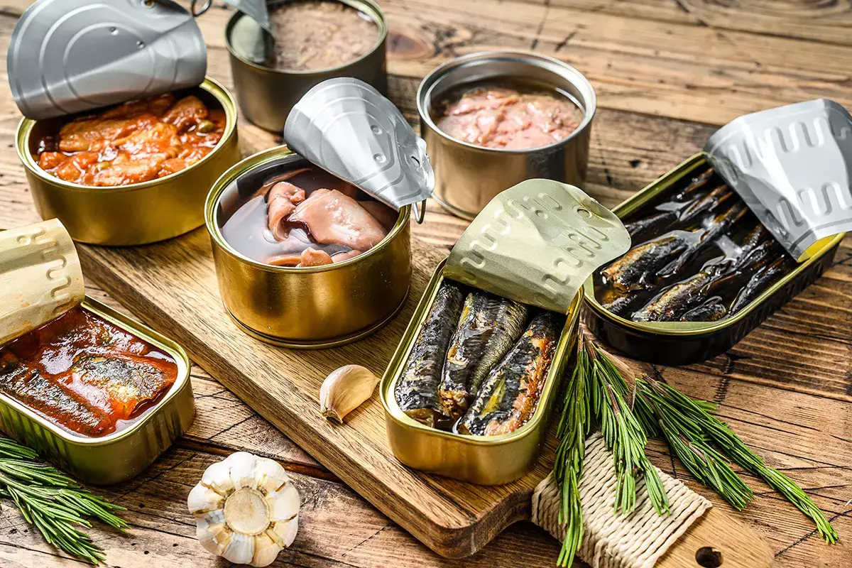 Con il pesce sott&rsquo;olio si abbassa il rischio di cancro al colon