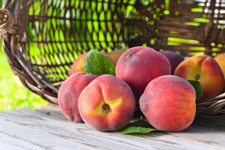 Pesche e nettarine di Romagna protagoniste in tavola -Pesca e nettarina di Romagna Igp regine della tavola nell'estate 2020 Pesche e nettarine di Romagna protagoniste in tavola -  Pesca e nettarina di Romagna Igp regine della tavola nell'estate 2020