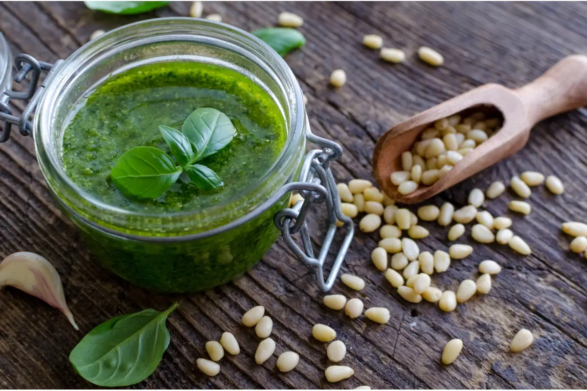 Pesto alla genovese: basta imitazioni, serve l’Igp per difendere la ricetta e la Liguria