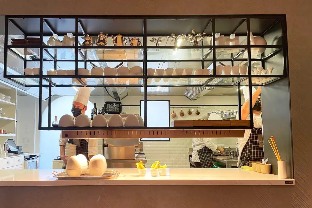 La cucina a vista del Peter Brunel Ristorante Gourmet Scoprire l&rsquo;alta cucina attraverso la verdura grazie a Peter Brunel