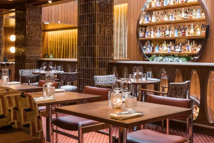 Le Petit Victor Hugo&nbsp; Parigi in fiore: viaggio tra musei, arte e gourmandises
