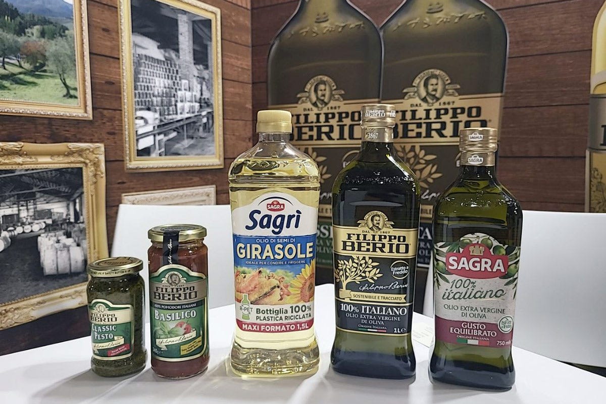 Salov è presente a TuttoFood 2023 con i due brand del gruppo, Sagra e Filippo Berio Salov: innovazione e sostenibilità al primo posto per l'olio a marchio Sagra e Filippo Berio