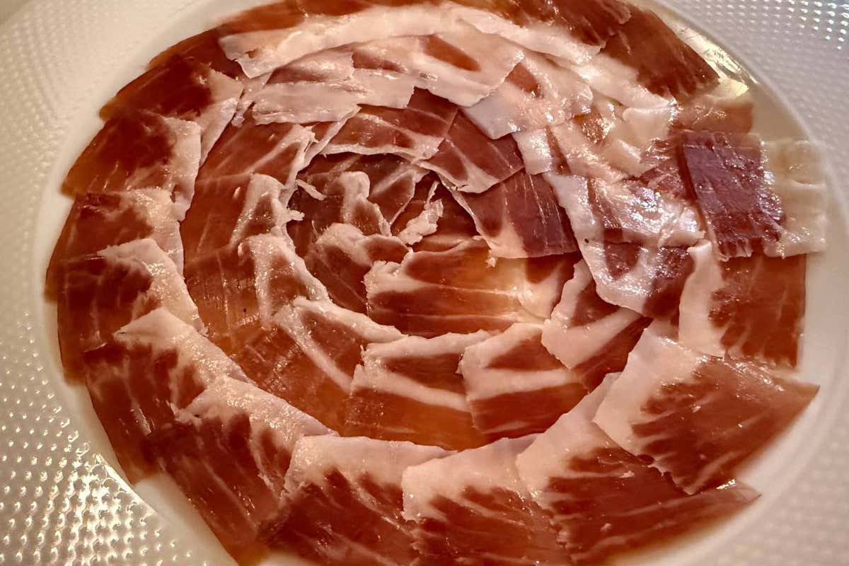 Toscana non solo da cartolina: il relais tra vigneti, orto e pici al ragù