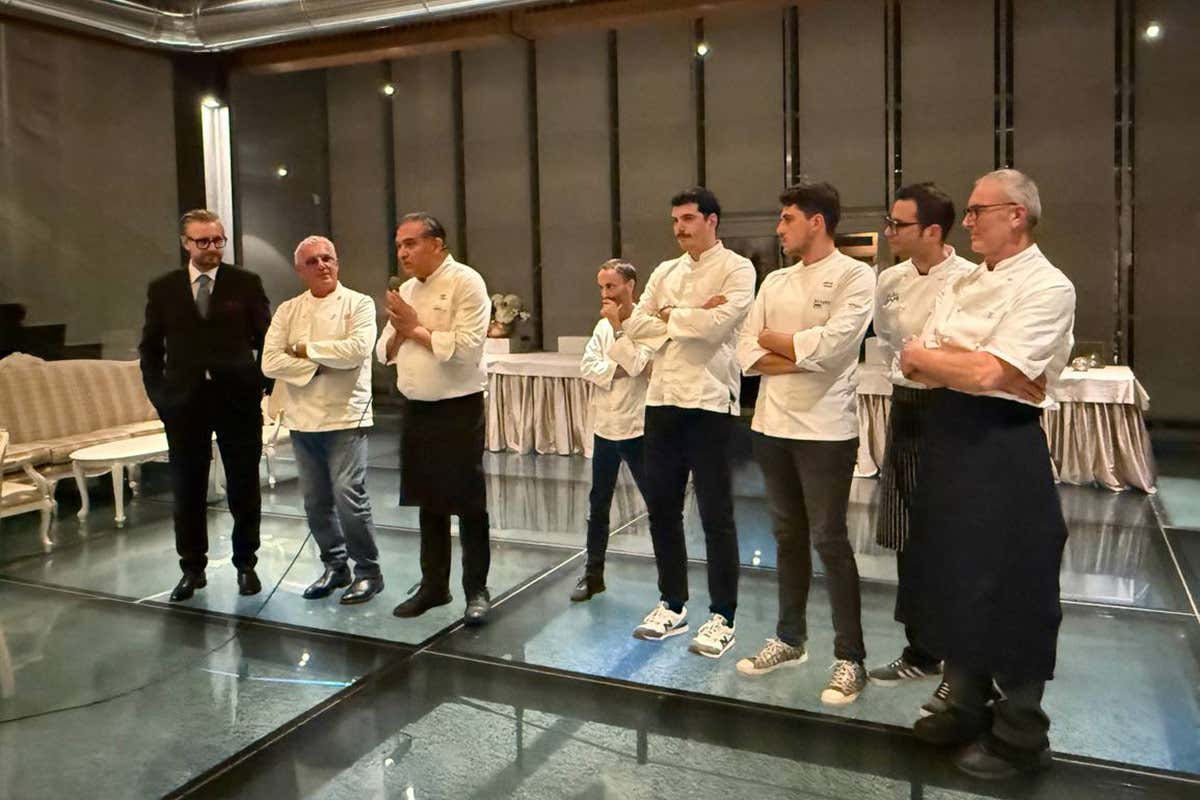 Wine Club Partesa fa rivivere il Trigabolo: il vino incontra la leggenda della cucina italiana Wine Club Partesa fa rivivere il Trigabolo: il vino incontra la leggenda della cucina italiana