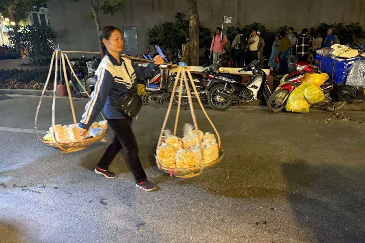 Hanoi è una città che racconta un’umanità completa e complessa