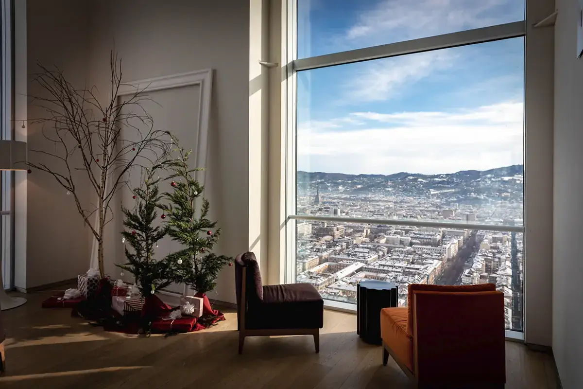 La vista su Torino che si pu&ograve; godere da Piano 35 (Fonte: Facebook) Un Natale insolito a Torino, fra solidariet&agrave; e proposte gourmet (anche in delivery)