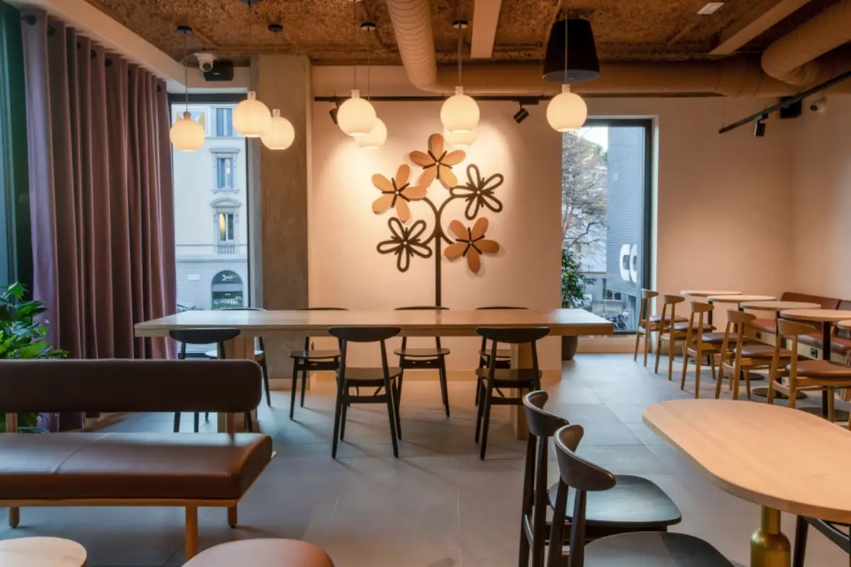 Il design del negozio di Bergamo è inoltre improntato alla sostenibilità ambientale