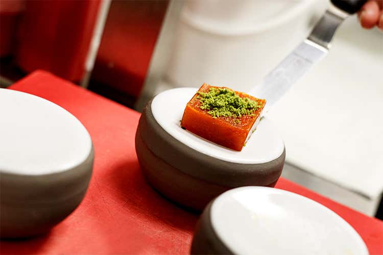 Piano 35, il ristorante tra le nuvole Nuovo menu estivo con piatti ricercati Piano 35, il ristorante tra le nuvole Nuovo menu estivo con piatti ricercati