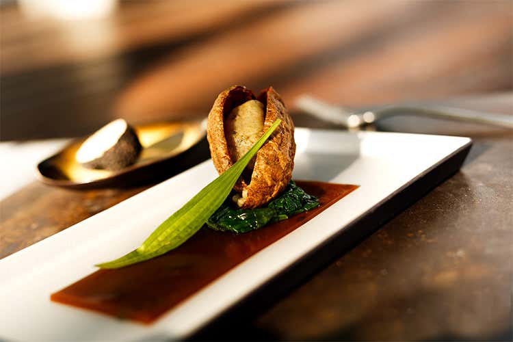 Piano 35, il ristorante tra le nuvole Nuovo menu estivo con piatti ricercati Piano 35, il ristorante tra le nuvole Nuovo menu estivo con piatti ricercati