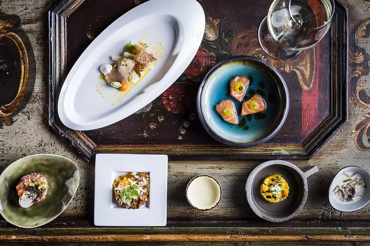 La variegata offerta gastronomica dell'hotel - Foto Hannes Niederkofler Romantik Hotel Stafler: a Vipiteno la cultura del benessere