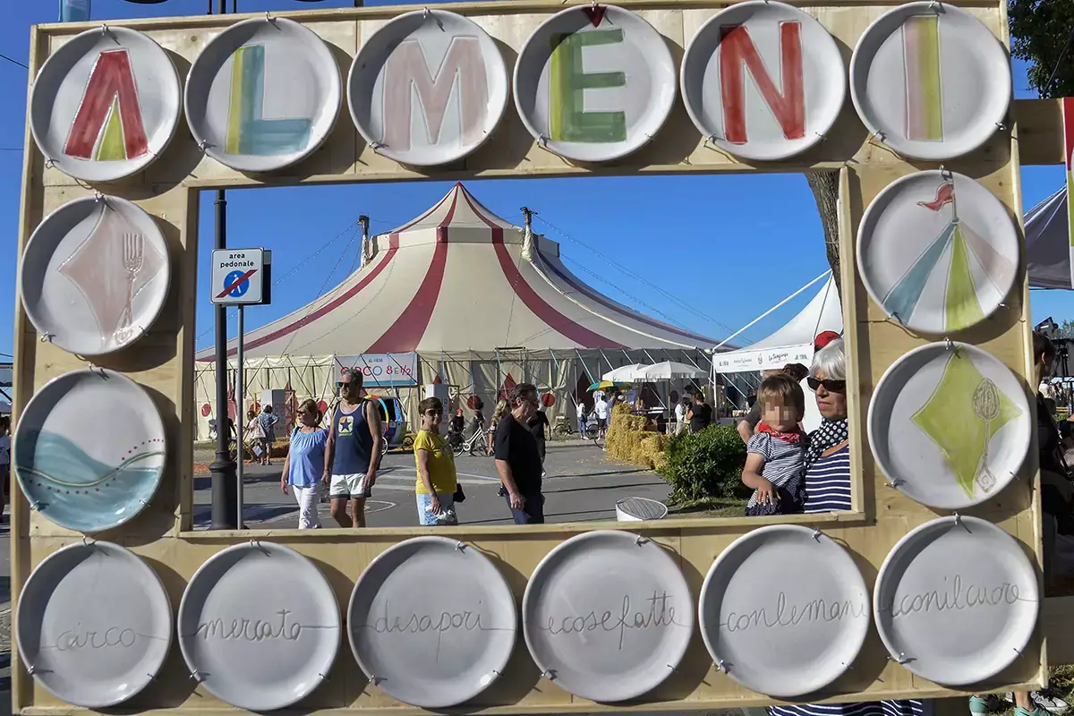 Al M&egrave;ni, il circo dei sapori di Rimini Torna Al M&egrave;ni, il circo dei sapori di Massimo Bottura