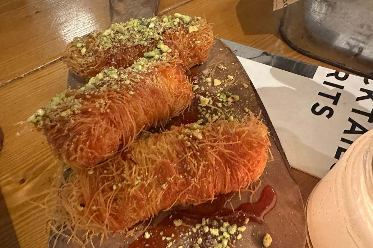 La gastronomia ad Atene Tutti i sorprendenti colori e gusti di Atene anche d'inverno