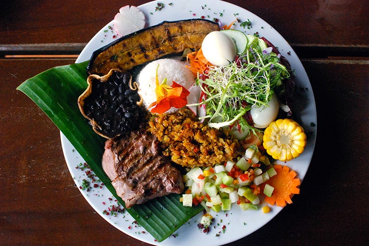 Un piatto tipico della cucina del Costa Rica Gastronomia, voce identitaria L’impegno del Centroamerica