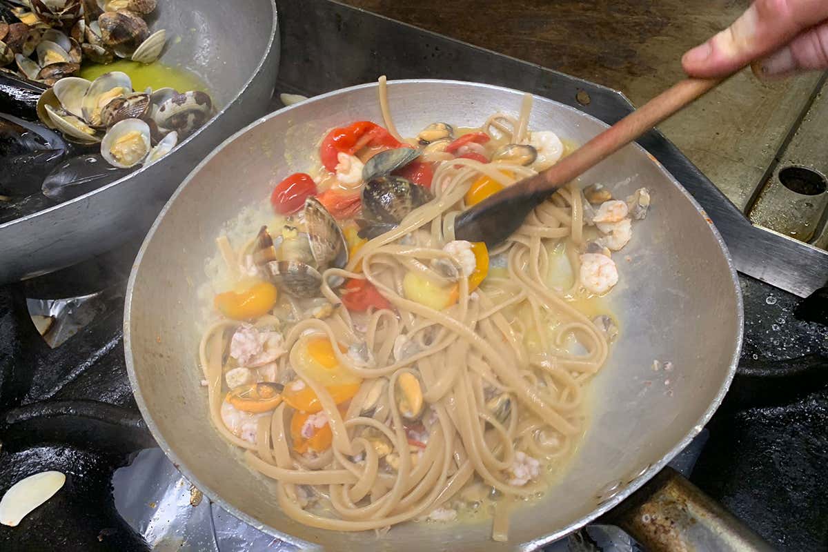 Un piatto di Massimo Riccioli Roma, l'affondo di Riccioli: Città svenduta, ai ristoranti servono i turisti