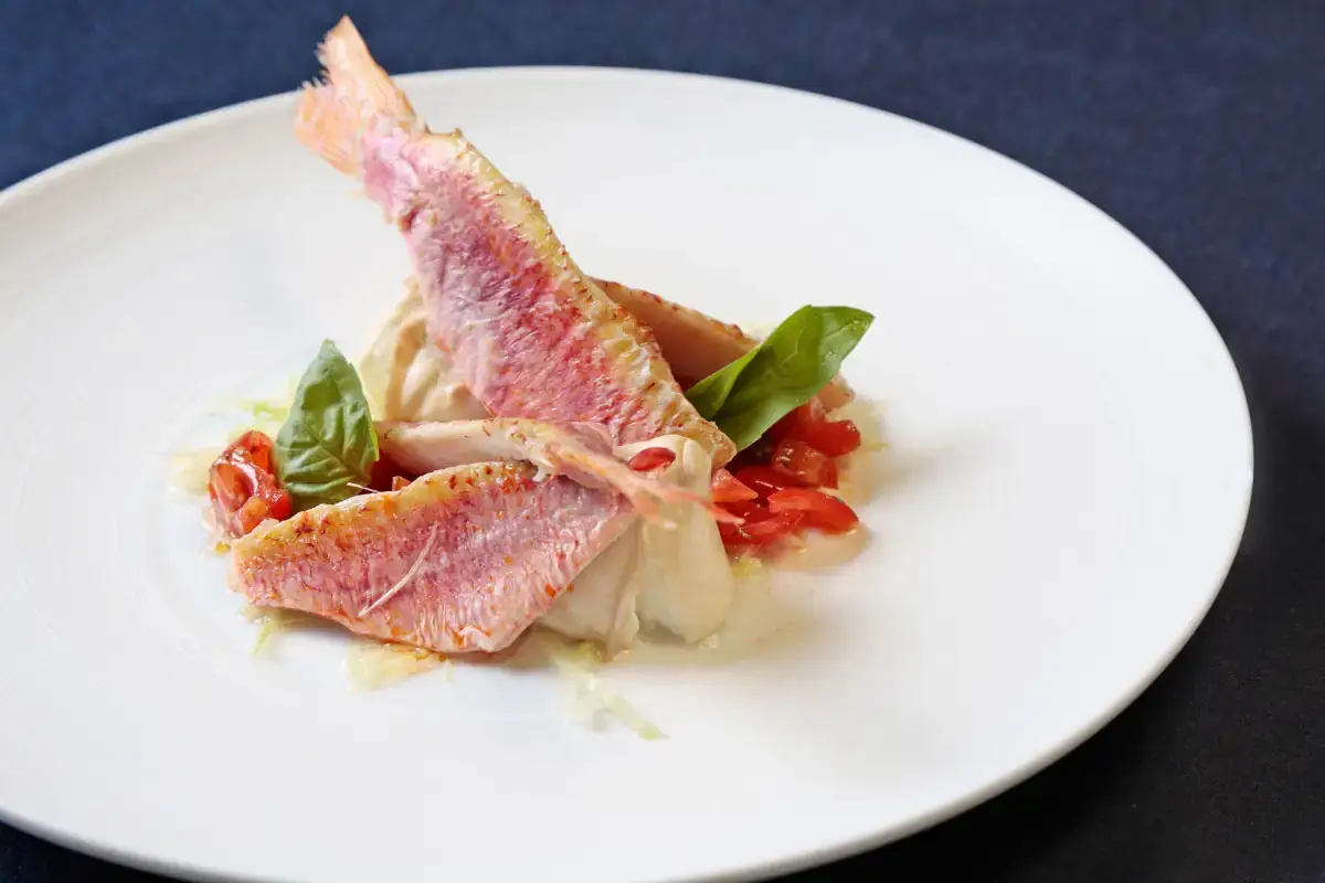Uno dei piatti in carta Menu siciliano immersi nella storia. A Siracusa spicca Settecento