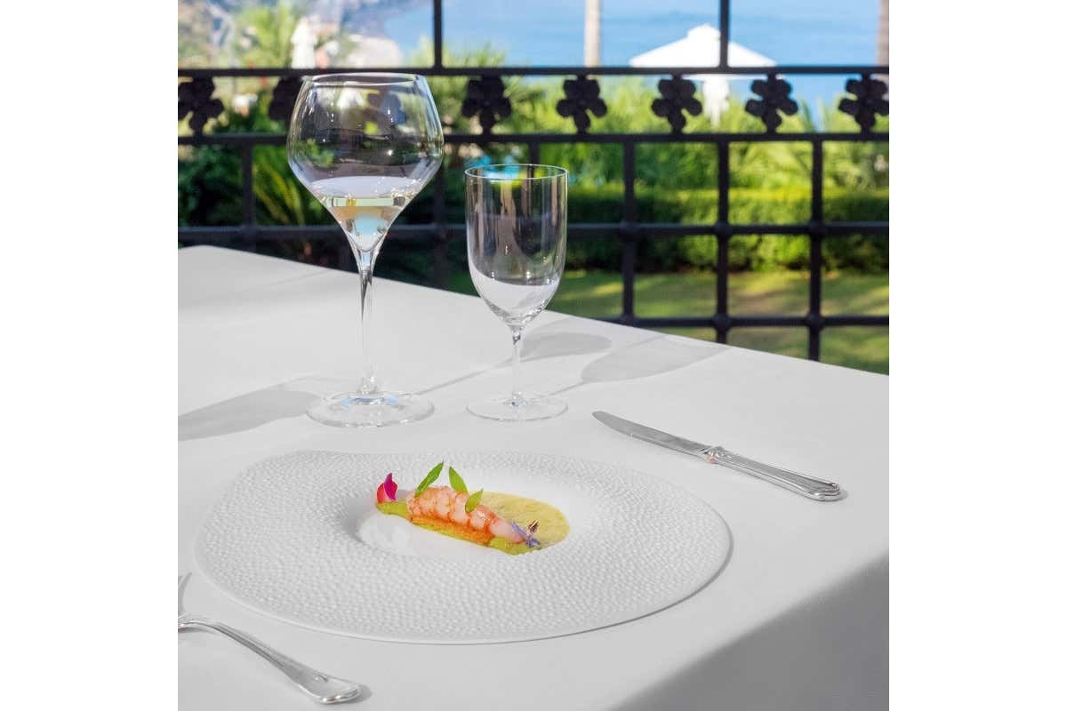 I prodotti del mare protagonisti nel menu del St. George di Taormina  St. George la stelle di Heinz Beck brillano anche a Taormina