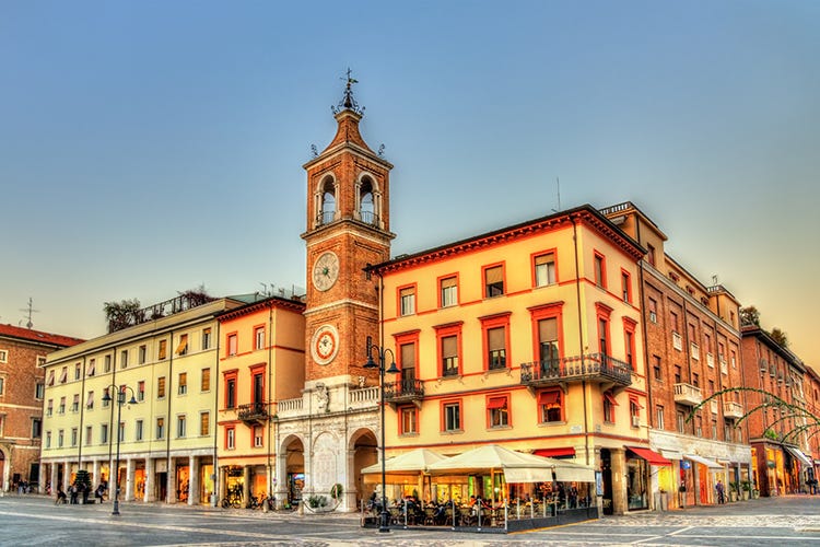 Piazza Tre Martiri a Rimini - I Comuni puntano sui dehor Rimini li concede fino al 2021