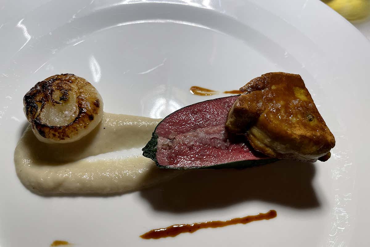 Eliche cacio&pepe con i ricci di mare A Borgo Petroro colpisce subito la cucina di Oliver Glowig