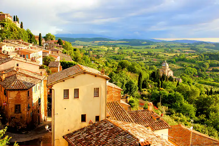 Franceschini ha proposto 1,65 miliardi per i piccoli borghi rurali La Cultura rilancia i borghi Opportunit&agrave; per i ristoranti