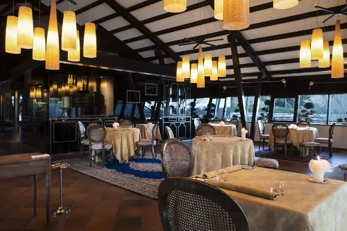 La sala del ristorante Piccolo Lago a Verbania Piccolo Lago e Piano 35, ritorna la ristorazione firmata Sacco