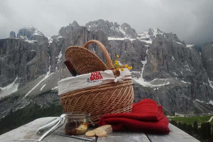 Alta Badia in prima fila per il servizio - Estate 2020, torna in voga il pic-nic Così la montagna sarà anti-covid