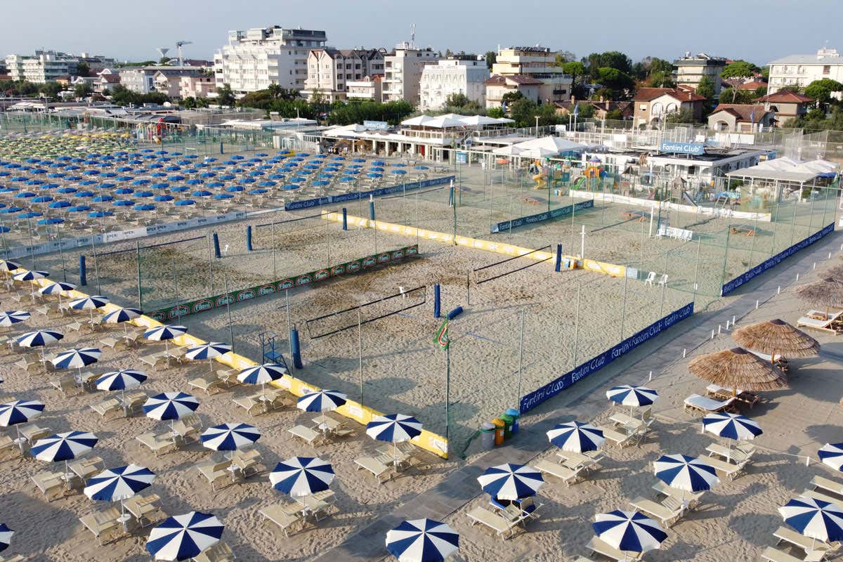 Sport e benessere in 40mila metri quadri di spiaggia in Riviera romagnola Sport e benessere in 40mila metri quadri di spiaggia in Riviera romagnola
