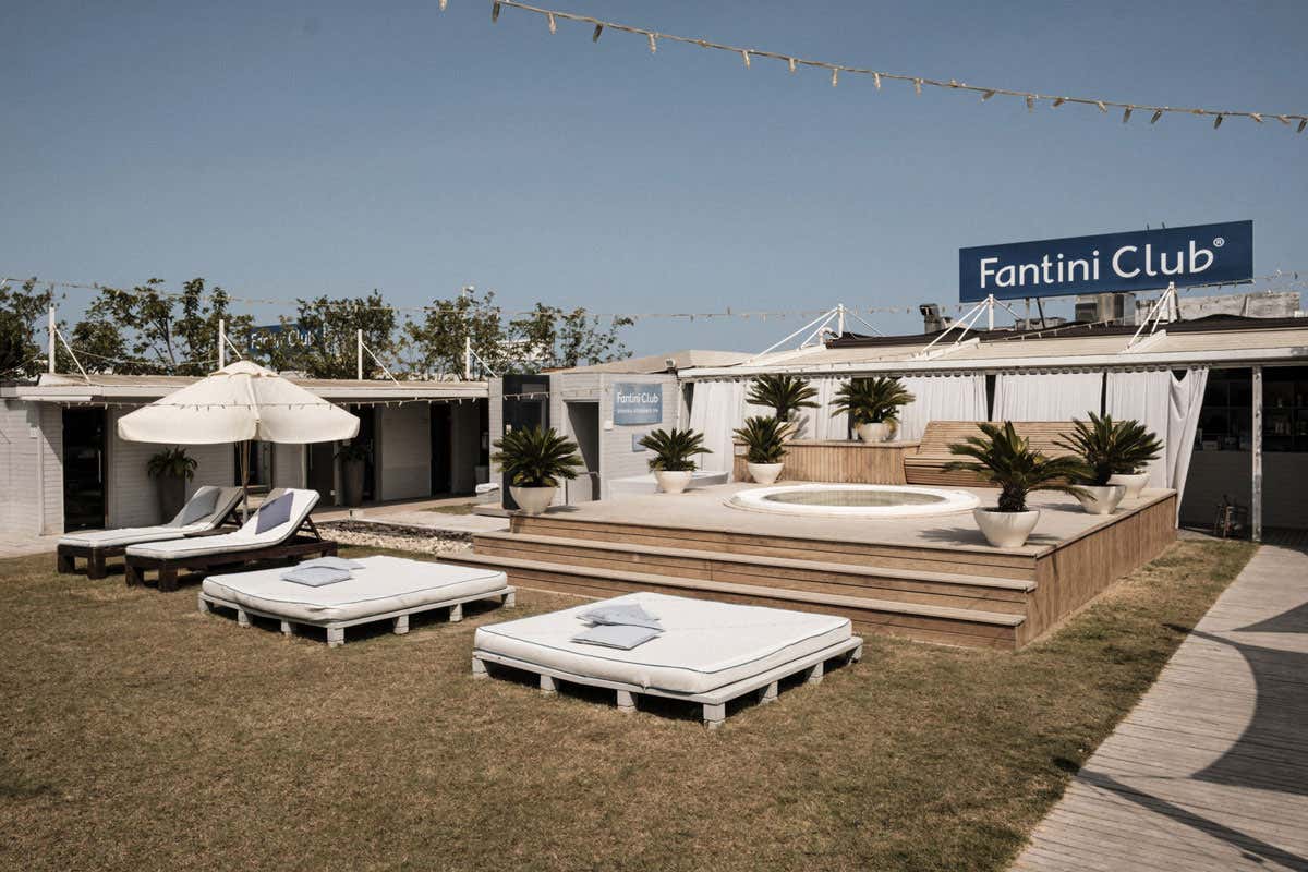 Sport e benessere in 40mila metri quadri di spiaggia in Riviera romagnola Sport e benessere in 40mila metri quadri di spiaggia in Riviera romagnola